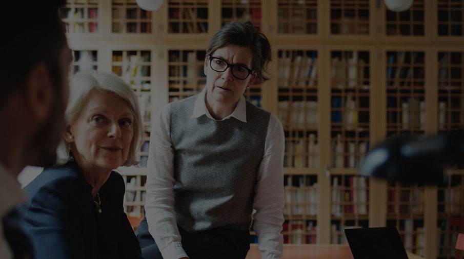 قضية الخدمة القانونية